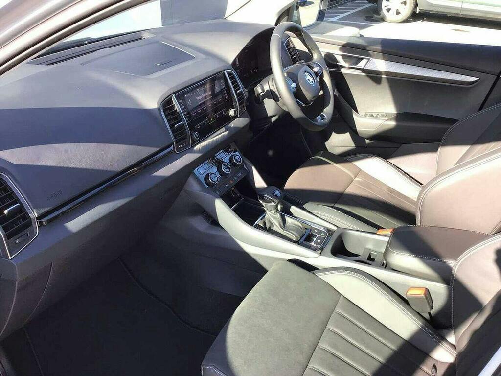 Skoda Karoq 2.0 Tdi Se L Suv Dsg 4Wd Silver #2