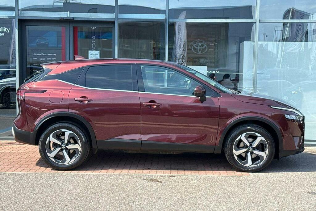 Nissan Qashqai 1.3 Dig T Mhev N Connecta Suv Hybrid Ma GY22JUX Red #2