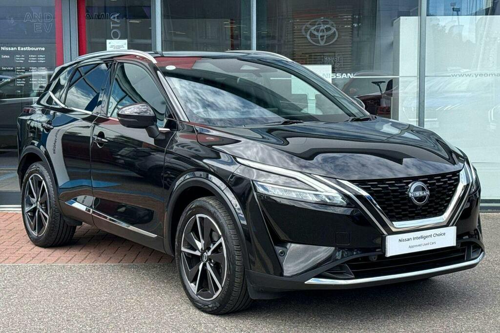 Nissan Qashqai 1.3 Dig T Mhev Tekna Suv Hybrid Xtron Black