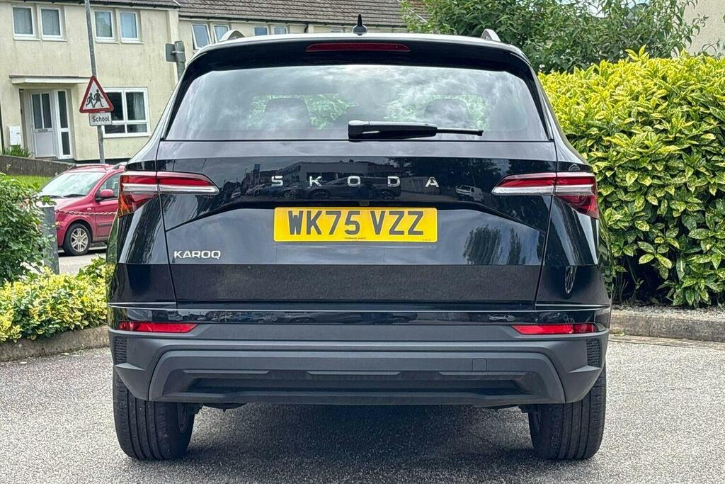 Skoda Karoq 1.0 Tsi Se Edition Suv WK75VZZ Black #4
