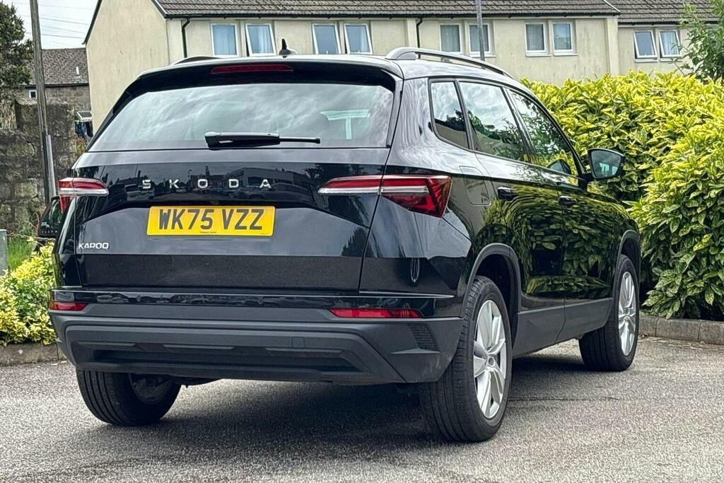 Skoda Karoq 1.0 Tsi Se Edition Suv WK75VZZ Black #3