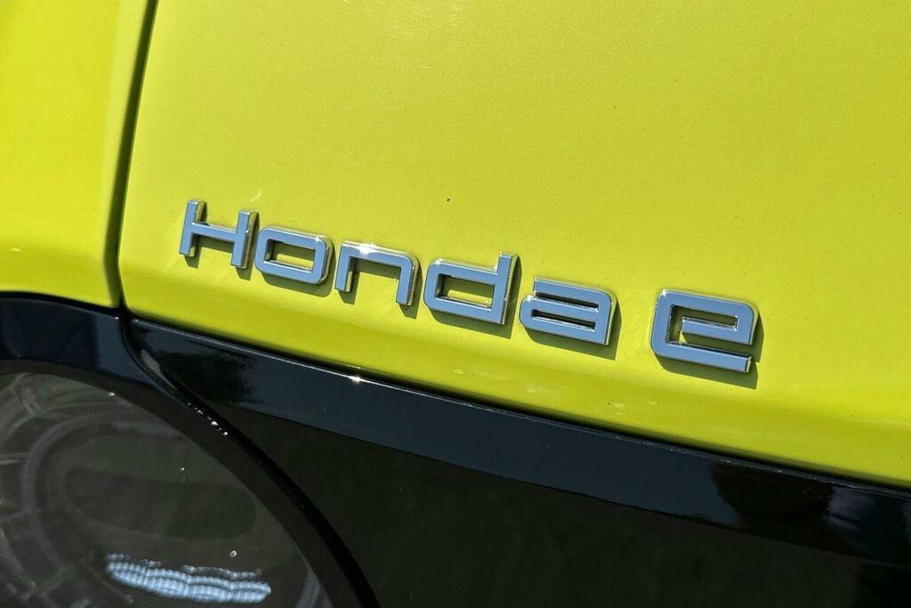 Honda E 35.5Kwh Advance 17In Alloy Yellow #36