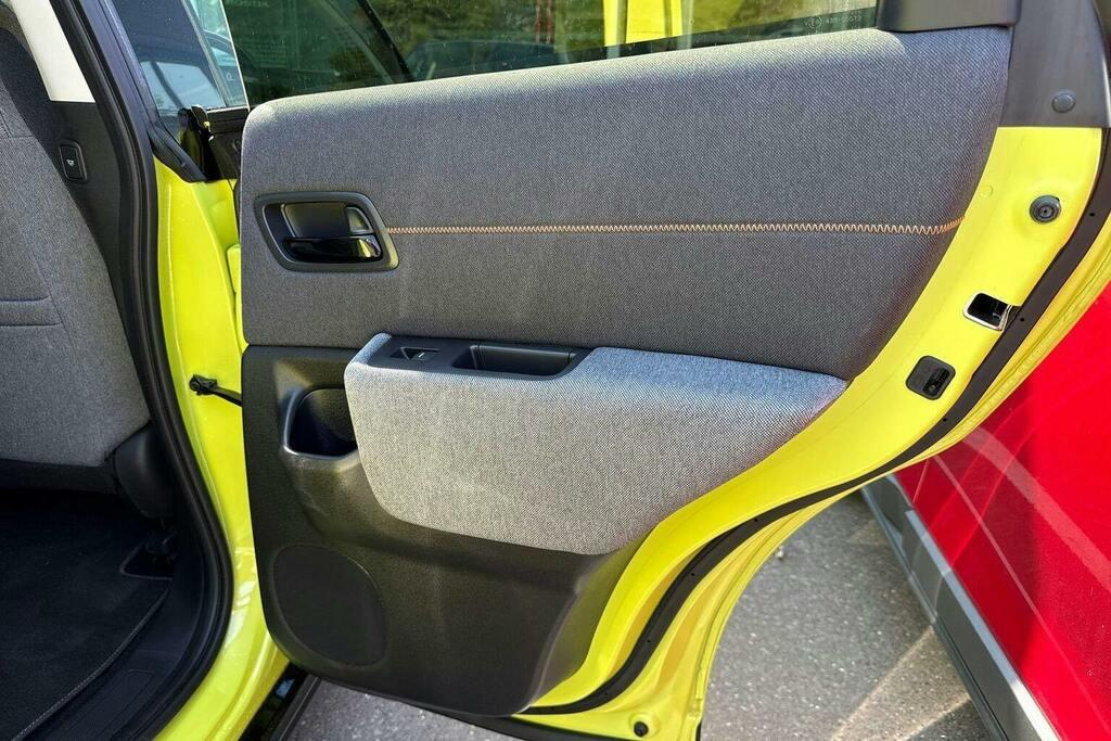 Honda E 35.5Kwh Advance 17In Alloy Yellow #61
