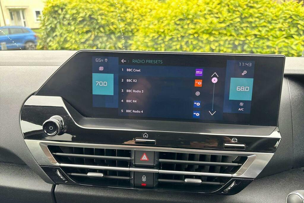 Citroen e-C4 50Kwh Shine Plus 7.4Kw Charger Grey #19