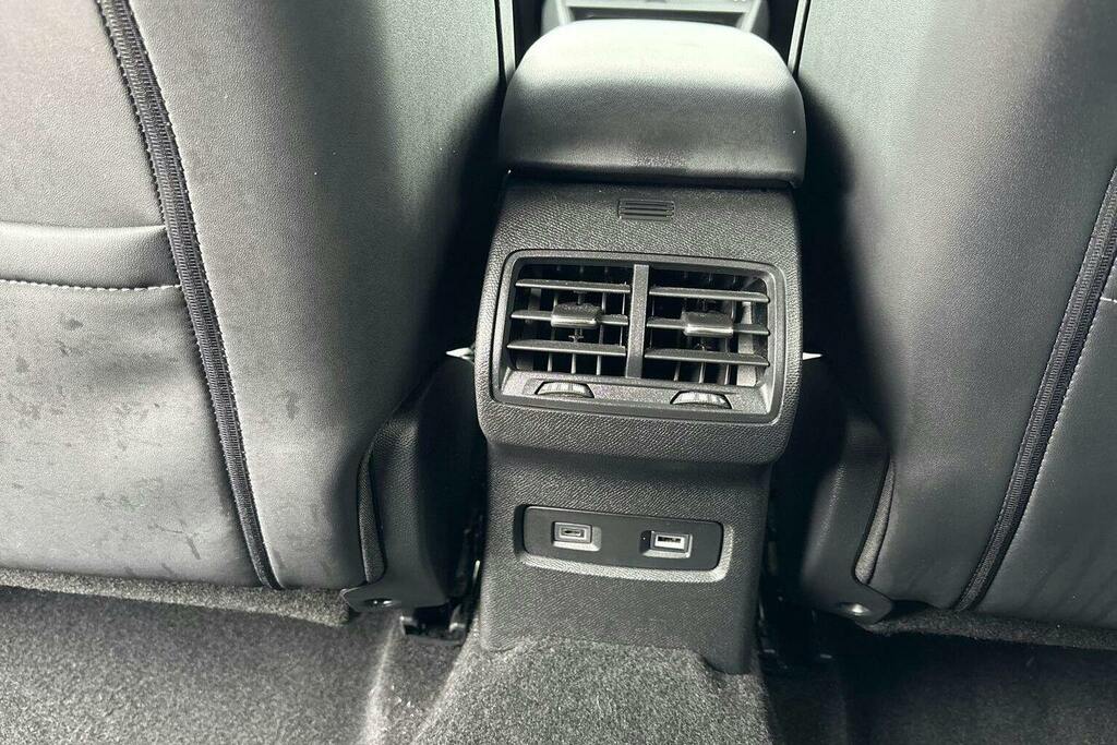 Citroen e-C4 50Kwh Shine Plus 7.4Kw Charger Grey #39
