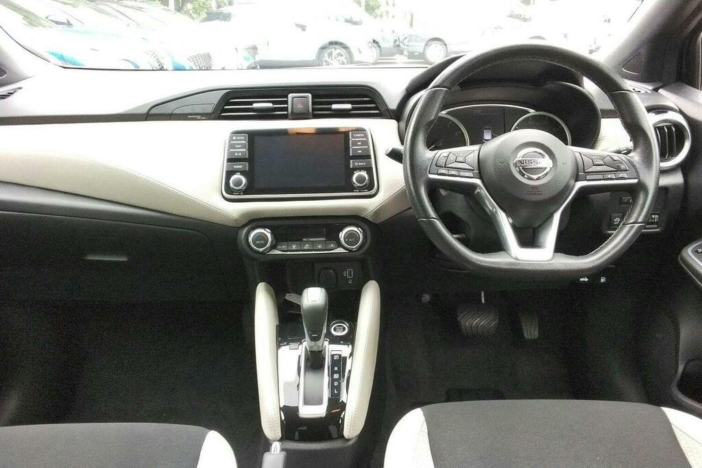 Nissan Micra Tekna Red #11