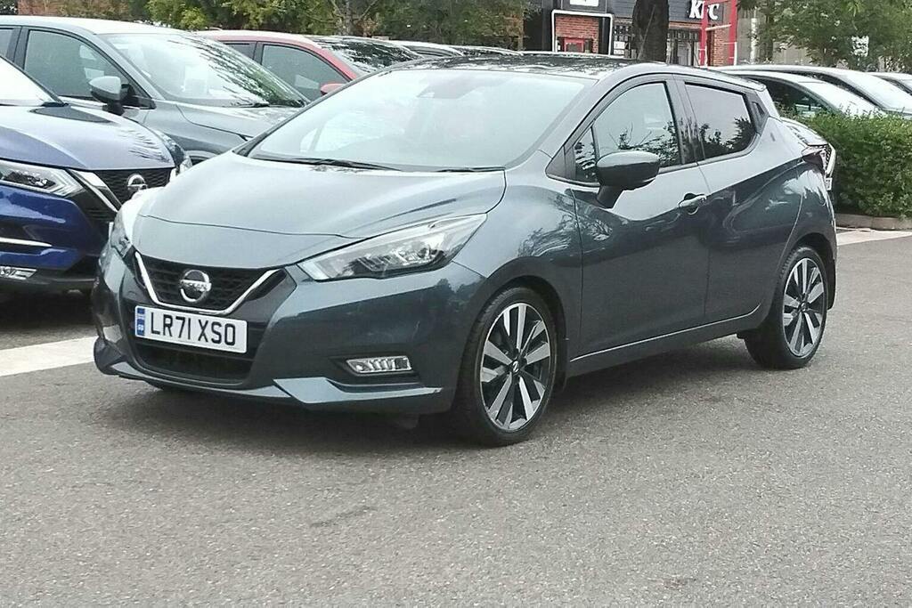 Nissan Micra Tekna Red #7