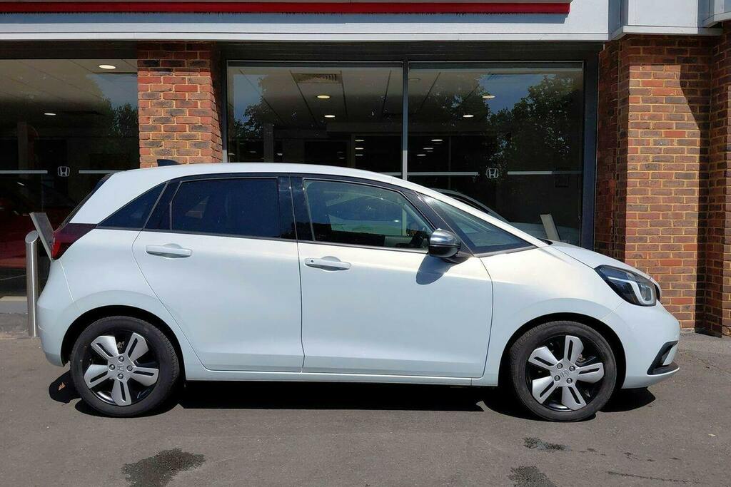 Honda Jazz 1.5 H I Mmd Ex Hatchback Hybrid Ecvt HX22ZNB White #2
