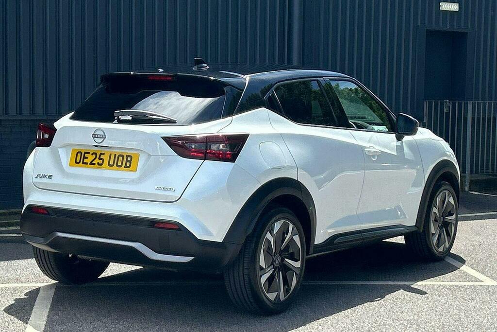 Nissan Juke 1.6 Tekna Plus Suv Hybrid White #3