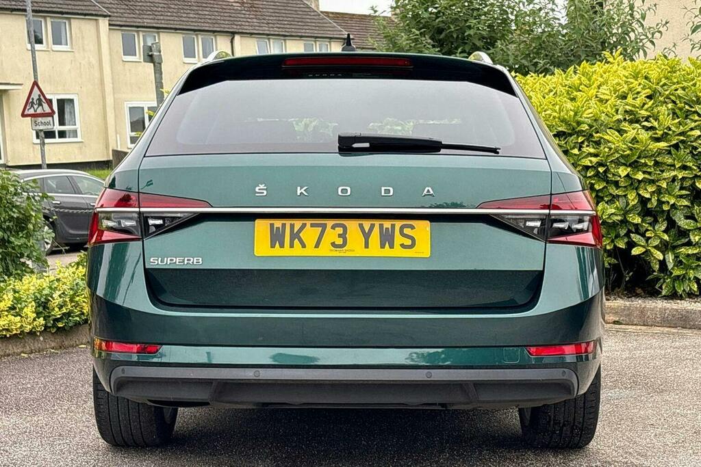 Skoda Superb 2.0 Tdi Se L Estate Dsg Green #4