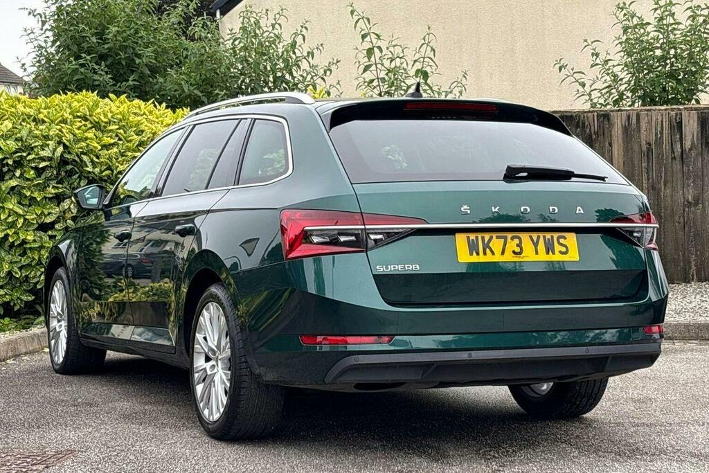 Skoda Superb 2.0 Tdi Se L Estate Dsg Green #5