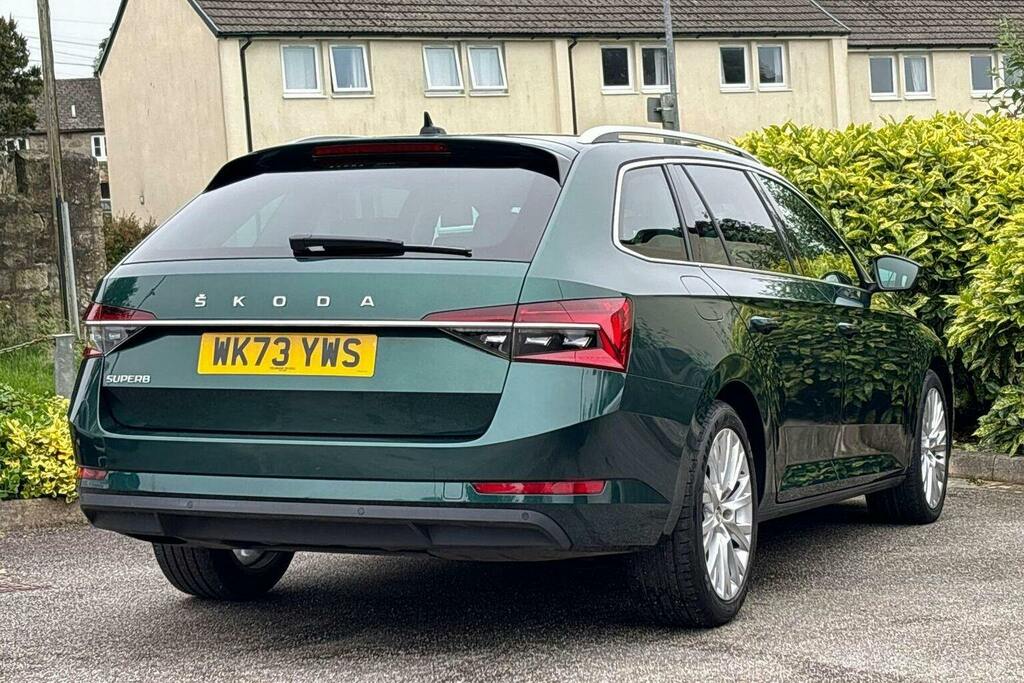 Skoda Superb 2.0 Tdi Se L Estate Dsg Green #3