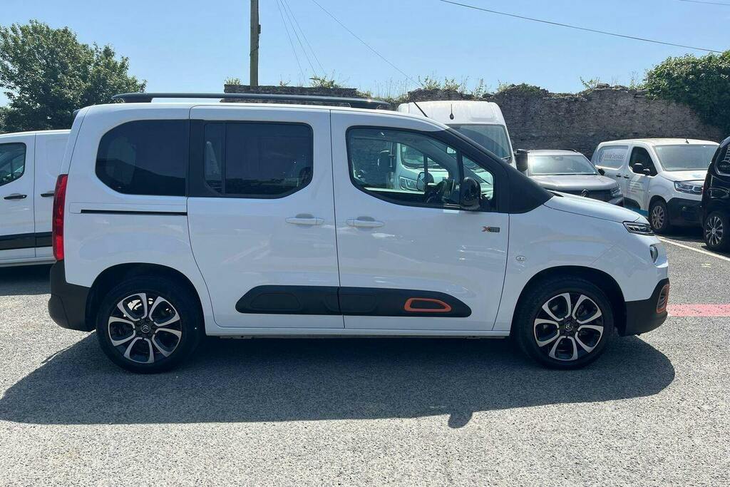 Citroen e-Berlingo 50Kwh Flair Xtr M Mpv White #2
