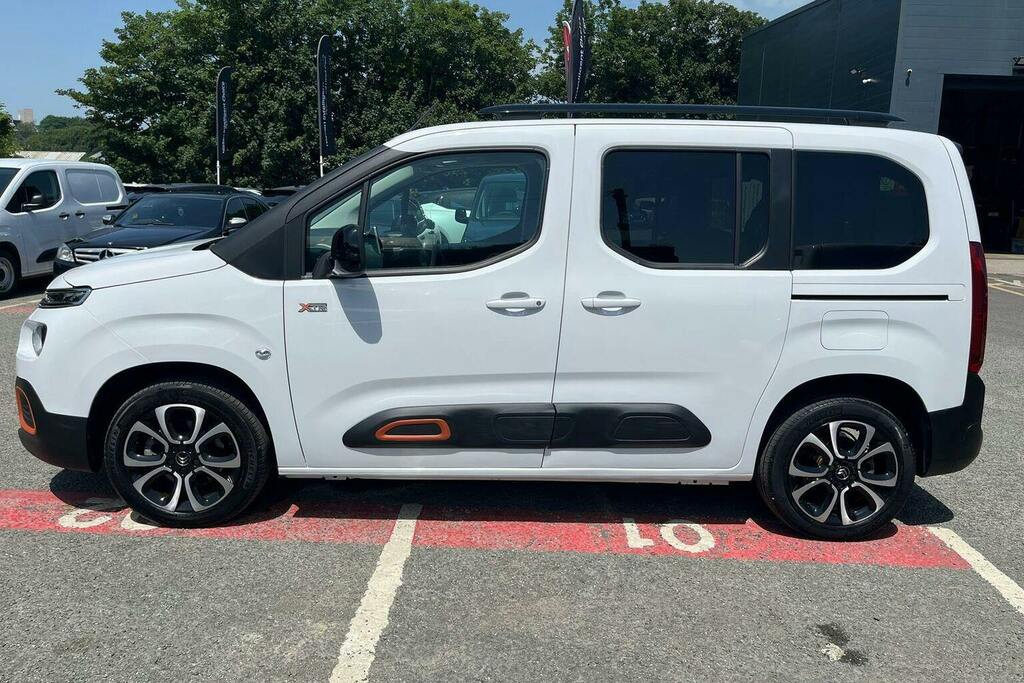 Citroen e-Berlingo 50Kwh Flair Xtr M Mpv White #6