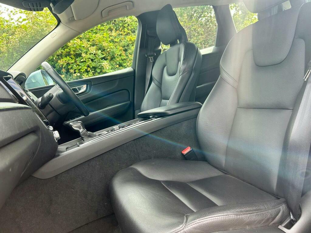 Volvo XC60 D4 Se Nav Winter Pack,leather Black #13