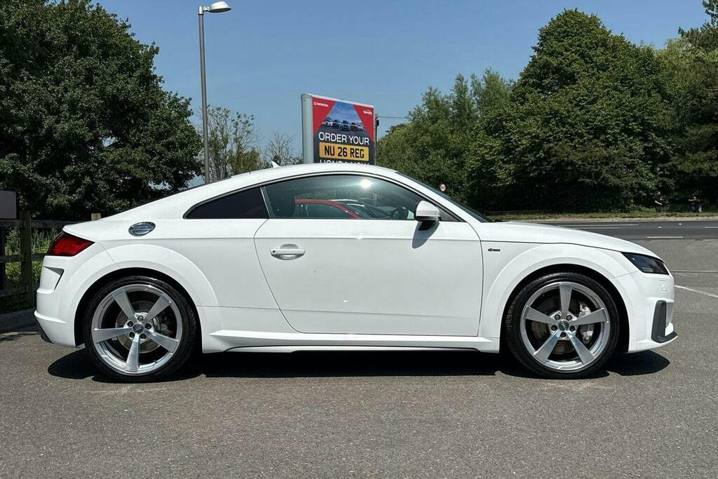 Audi TT 2.0 Tfsi 45 S Line Coupe White #2