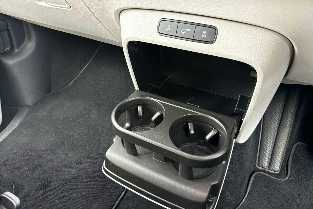 Volkswagen ID.Buzz Pro 79Kwh Commerce Panel Van 28 White #18