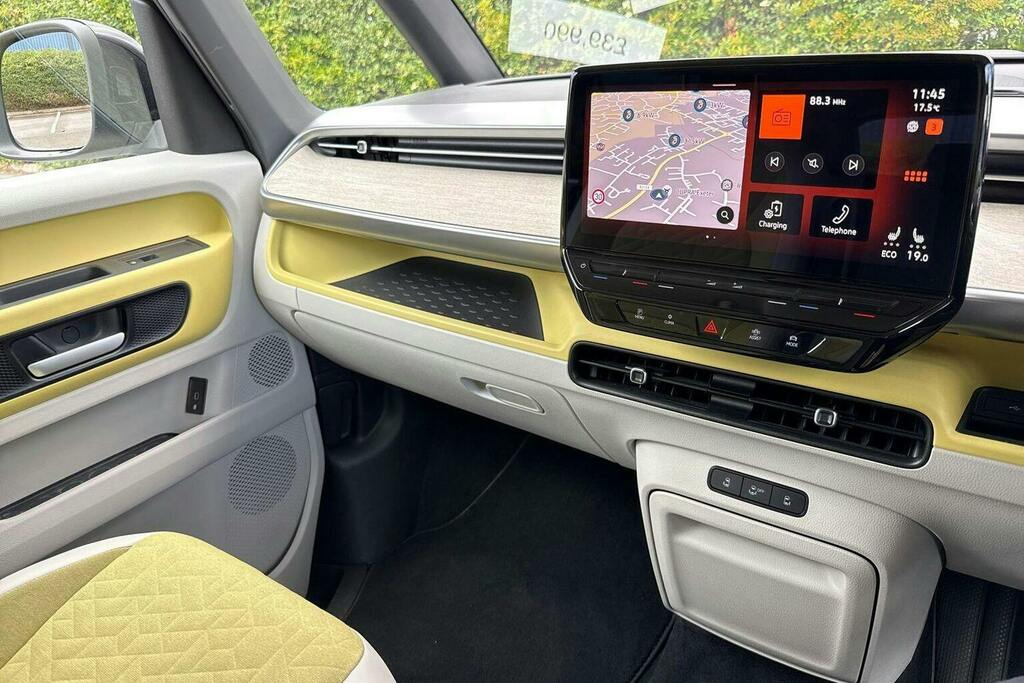 Volkswagen ID.Buzz Pro 79Kwh Commerce Panel Van 28 White #17