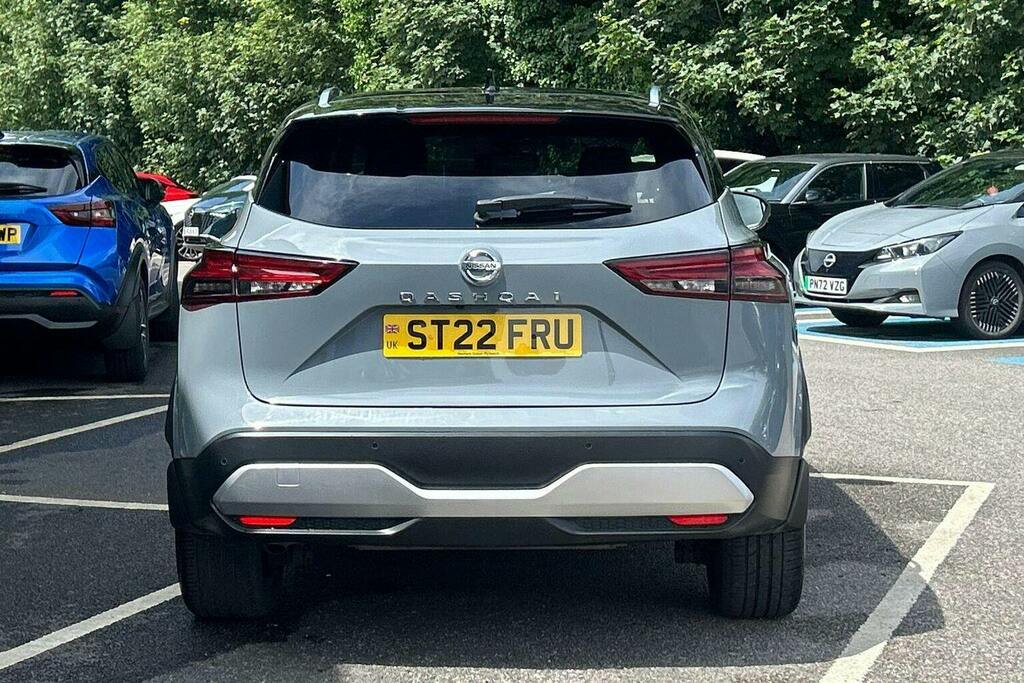 Nissan Qashqai 1.3 Dig T Mhev Tekna Suv Hybrid Xtron Grey #4