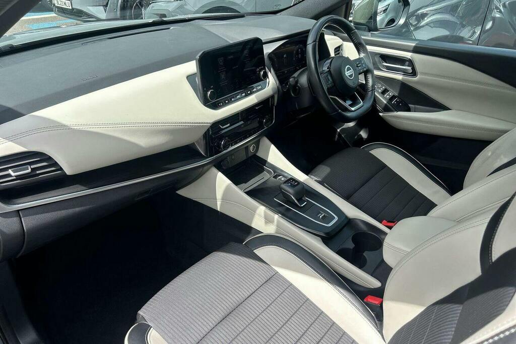 Nissan Qashqai Tekna Blue #15