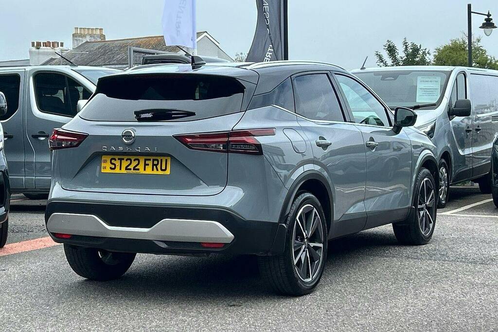 Nissan Qashqai 1.3 Dig T Mhev Tekna Suv Hybrid Xtron Grey #3