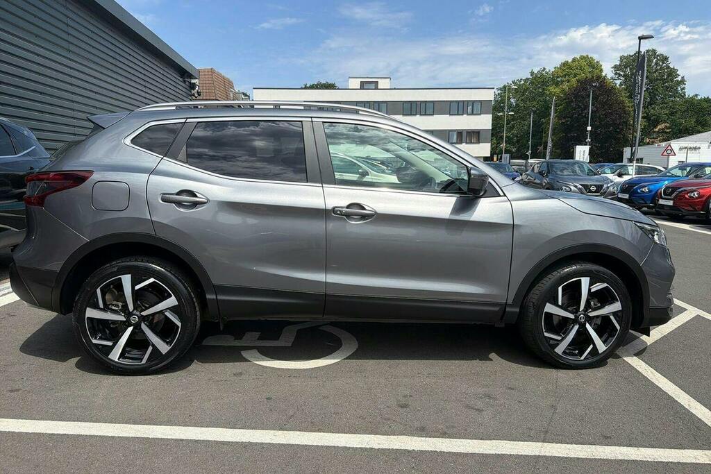 Nissan Qashqai 1.3 Dig T N Motion Suv Grey #2