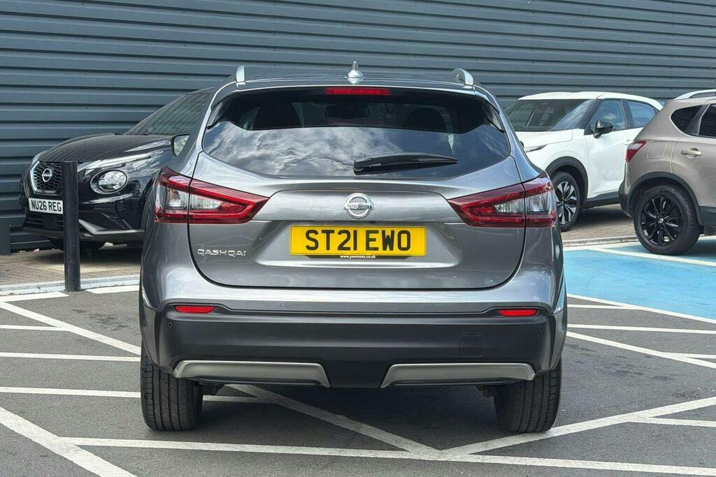 Nissan Qashqai 1.3 Dig T N Motion Suv Grey #4