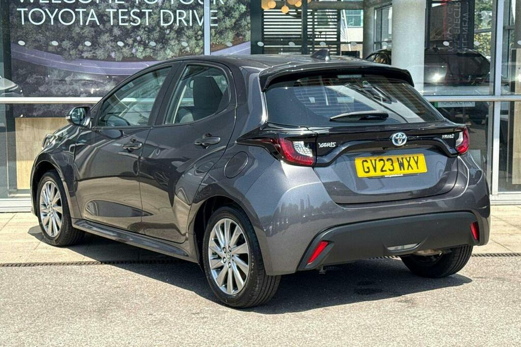Toyota Yaris 1.5 Vvt H Icon Hatchback Hybrid E Cvt GV23WXY Grey #4
