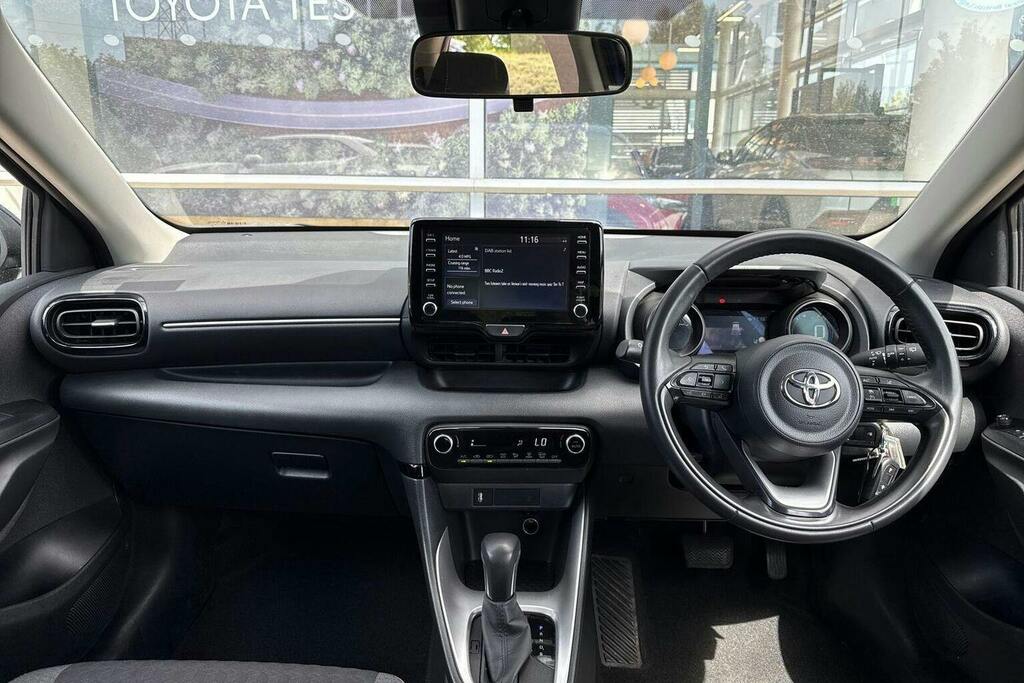 Toyota Yaris 1.5 Vvt H Design Hatchback Hybrid E Cvt Blue #6