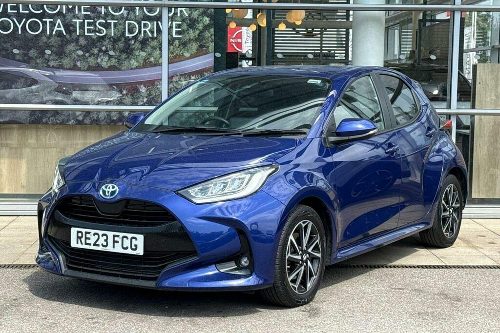 Toyota Yaris 1.5 Vvt H Design Hatchback Hybrid E Cvt Blue #3