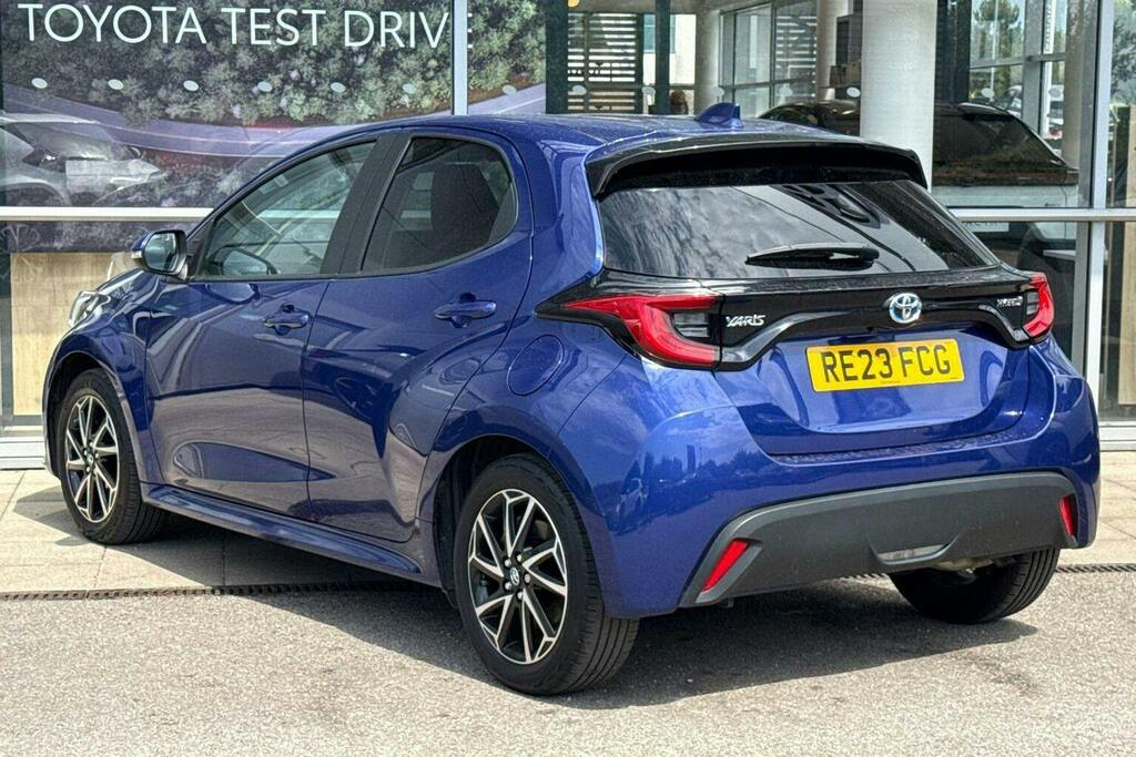 Toyota Yaris 1.5 Vvt H Design Hatchback Hybrid E Cvt Blue #4