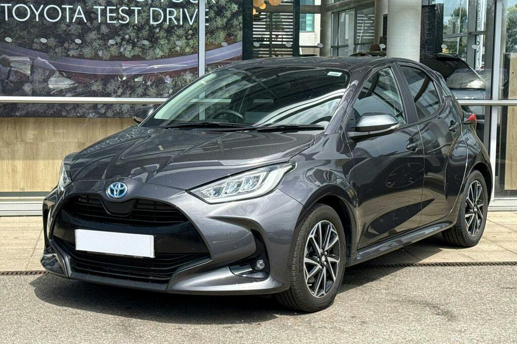 Toyota Yaris 1.5 Vvt H Design Hatchback Hybrid E Cvt Grey #3