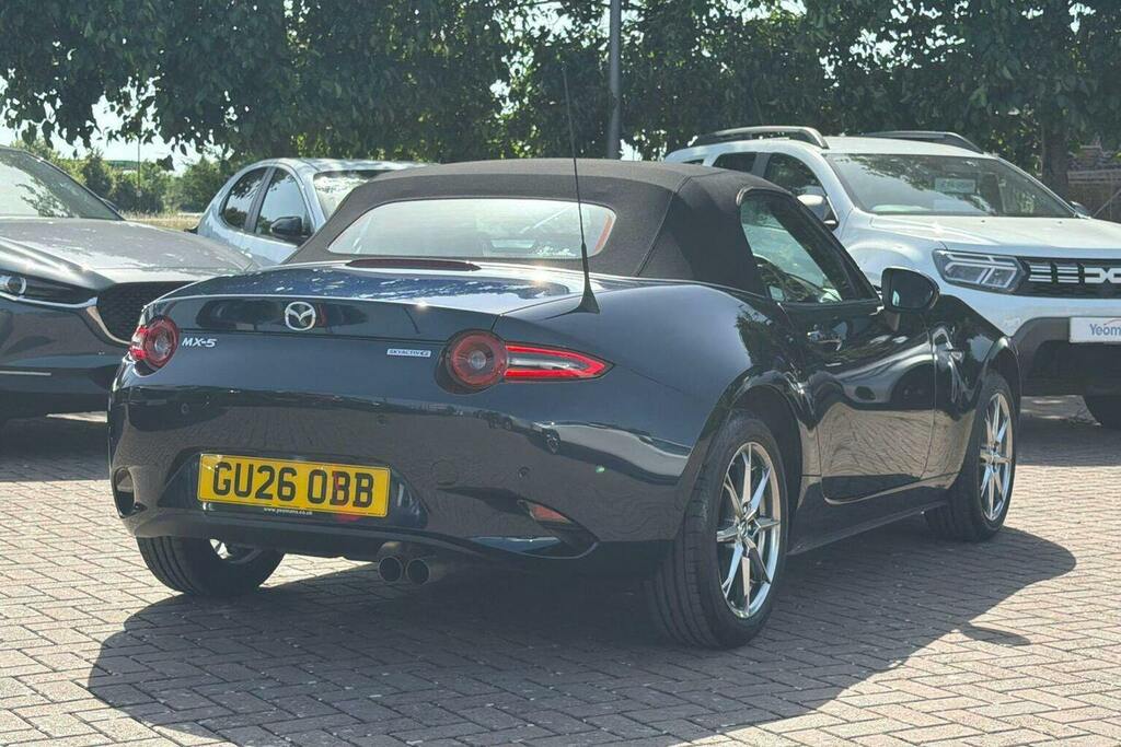 Mazda MX-5 1.5 Skyactiv G Exclusive Line Roadster Blue #3
