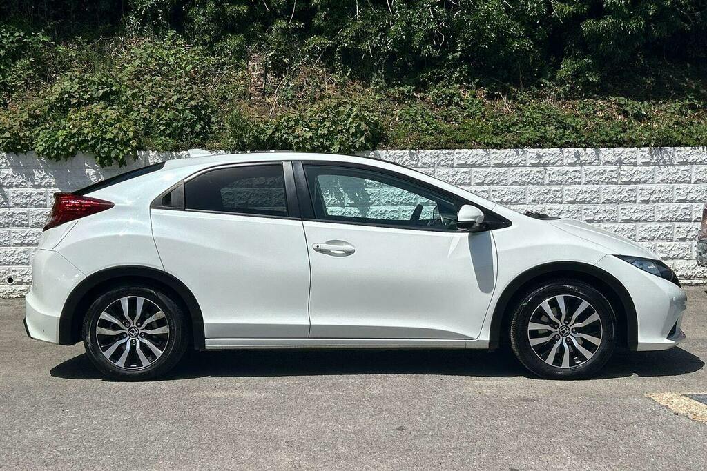 Honda Civic 1.6 I Dtec Sr Hatchback White #2