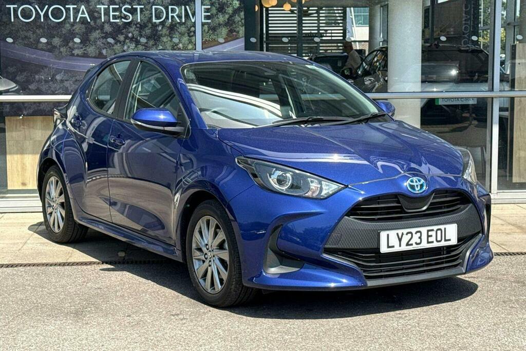 Toyota Yaris 1.5 Vvt H Icon Hatchback Hybrid E Cvt Blue