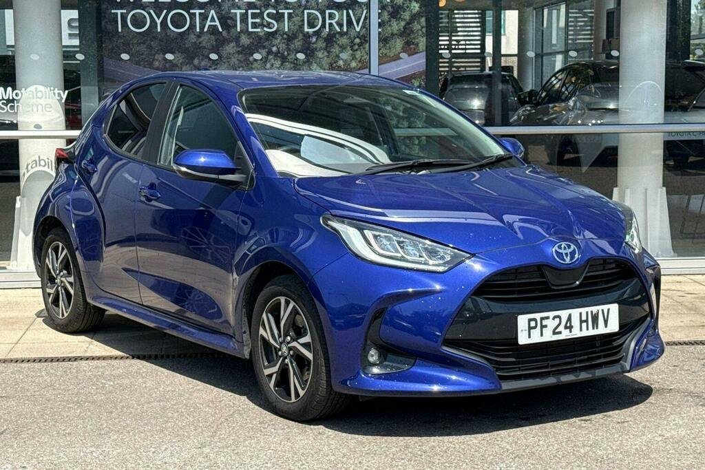 Toyota Yaris 1.5 Vvt H Design Hatchback Hybrid E Cvt Blue