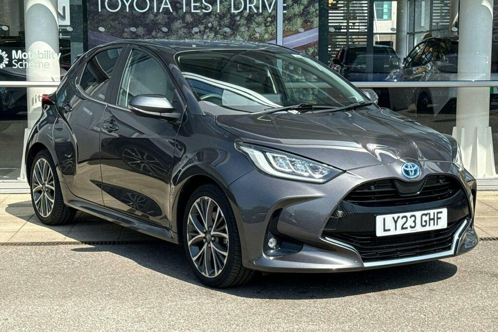 Toyota Yaris 1.5 Vvt H Excel Hatchback Hybrid E Cvt Grey