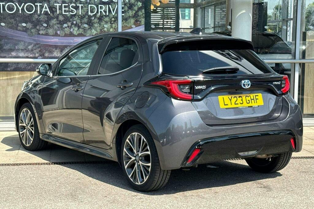 Toyota Yaris 1.5 Vvt H Excel Hatchback Hybrid E Cvt LY23GHF Grey #4