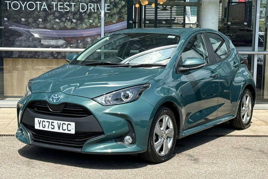 Toyota Yaris 1.5 Vvt H Icon Hatchback Hybrid E Cvt Green #3