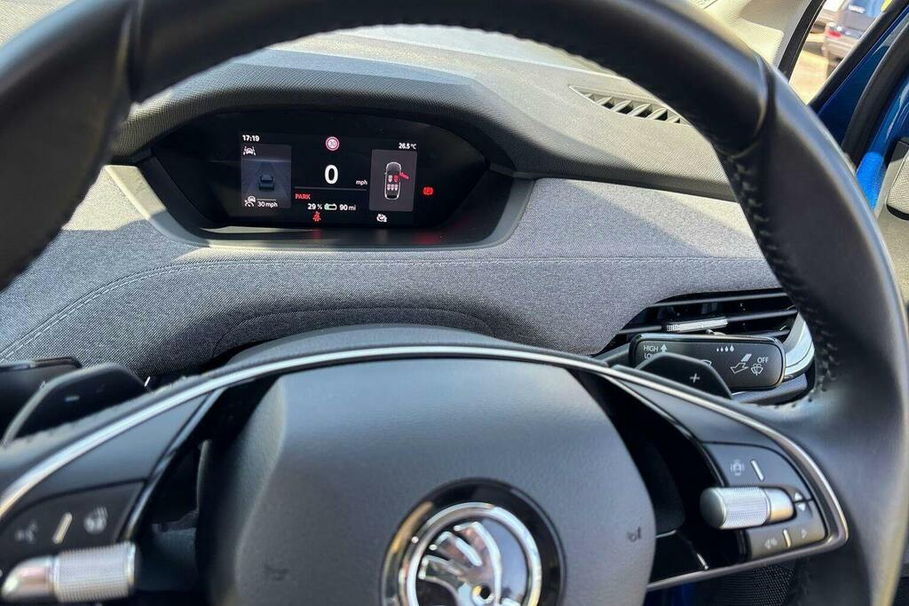 Skoda ENYAQ Electirc Grey #40