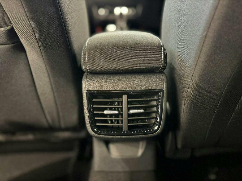 Skoda Fabia 1.0 Tsi Design Edition Red #9