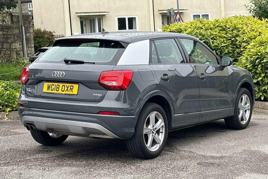 Audi Q2 1.4 Tfsi Cod Sport Suv Grey #3
