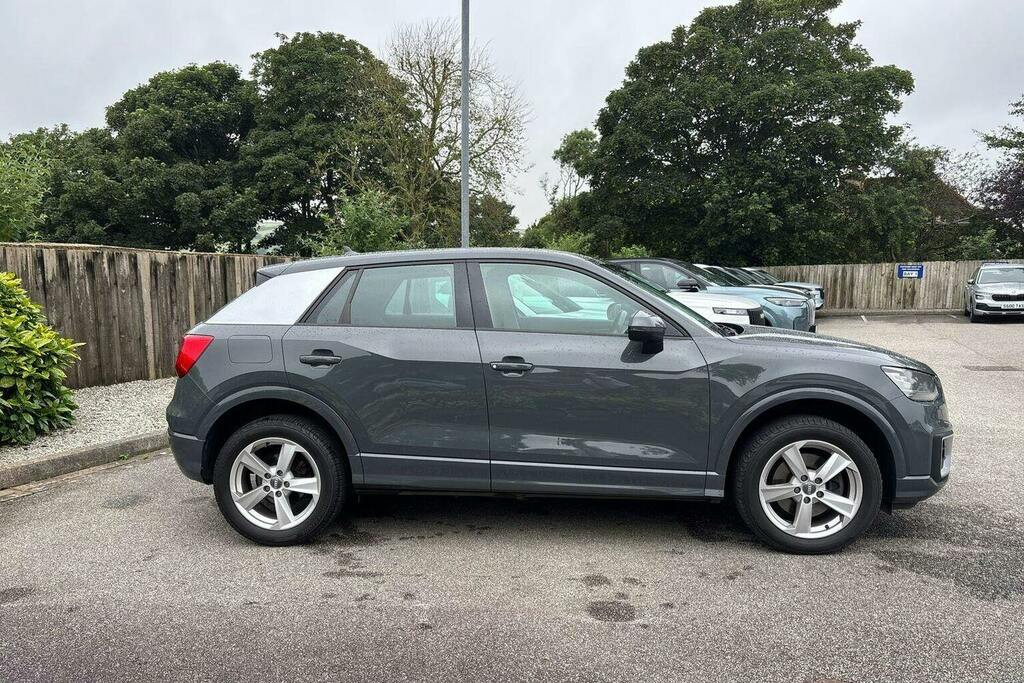 Audi Q2 1.4 Tfsi Cod Sport Suv Grey #2