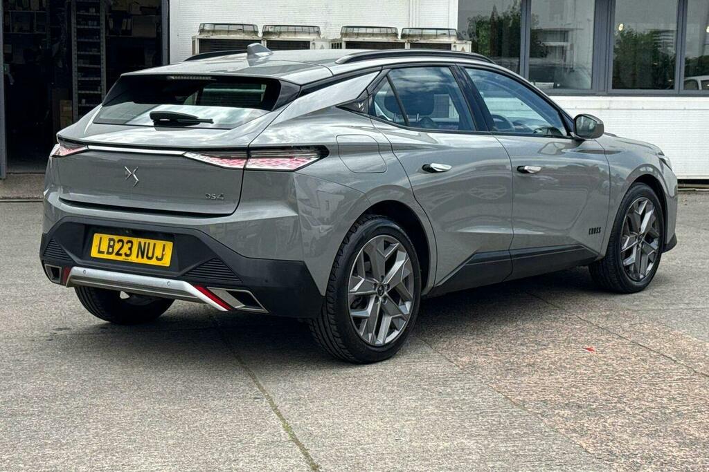 DS DS 4 1.2 Puretech Cross Trocadero Hatchback Grey #3