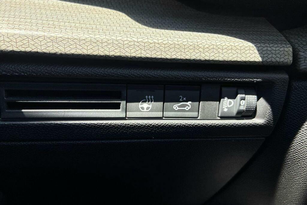 Citroen C5 X 1.6 12.4Kwh Max Hatchback Plug-in Hybri  #27