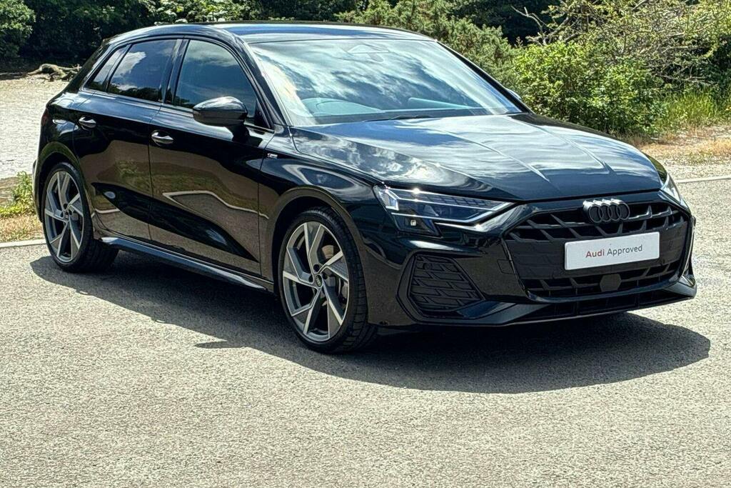 Audi A3 1.5 Tfsi Black Edition Sportback S Tron Black