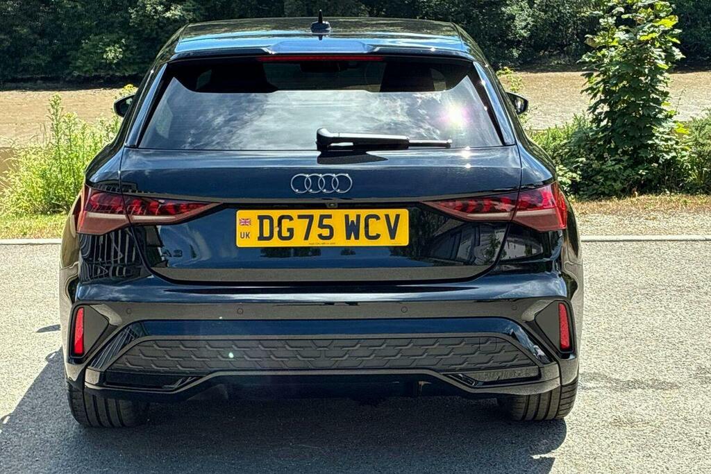 Audi A3 1.5 Tfsi Black Edition Sportback S Tron Black #4