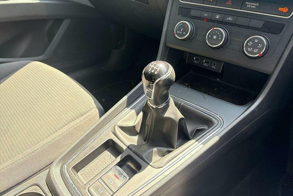 Seat Leon 1.5 Tsi Evo 150 Ez Dsg Fr Cwvehiclemarketing  #37