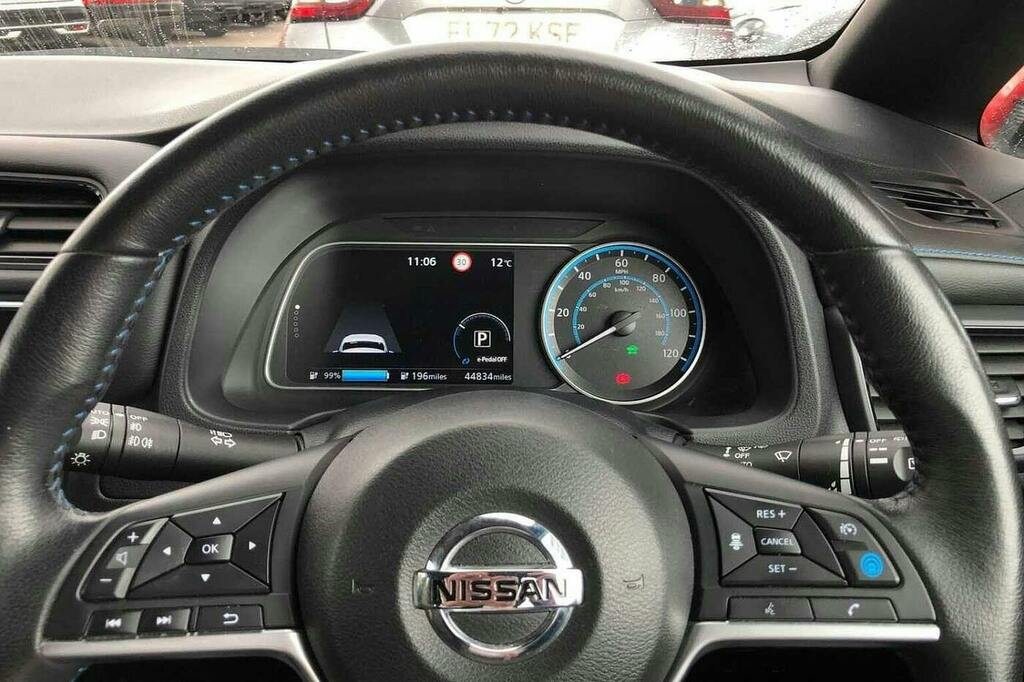 Nissan Leaf 40Kw Acenta With Sat Nav And Intelligent Cruise Co Red #14