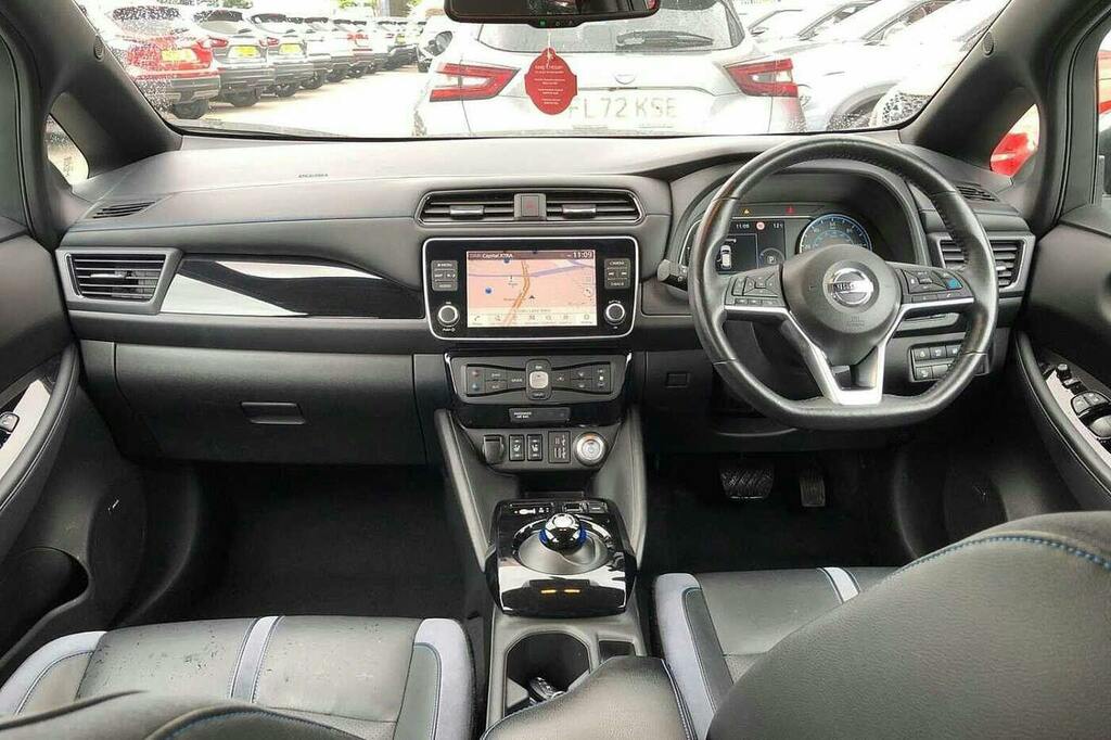 Nissan Leaf 40Kw Acenta With Sat Nav And Intelligent Cruise Co Red #12